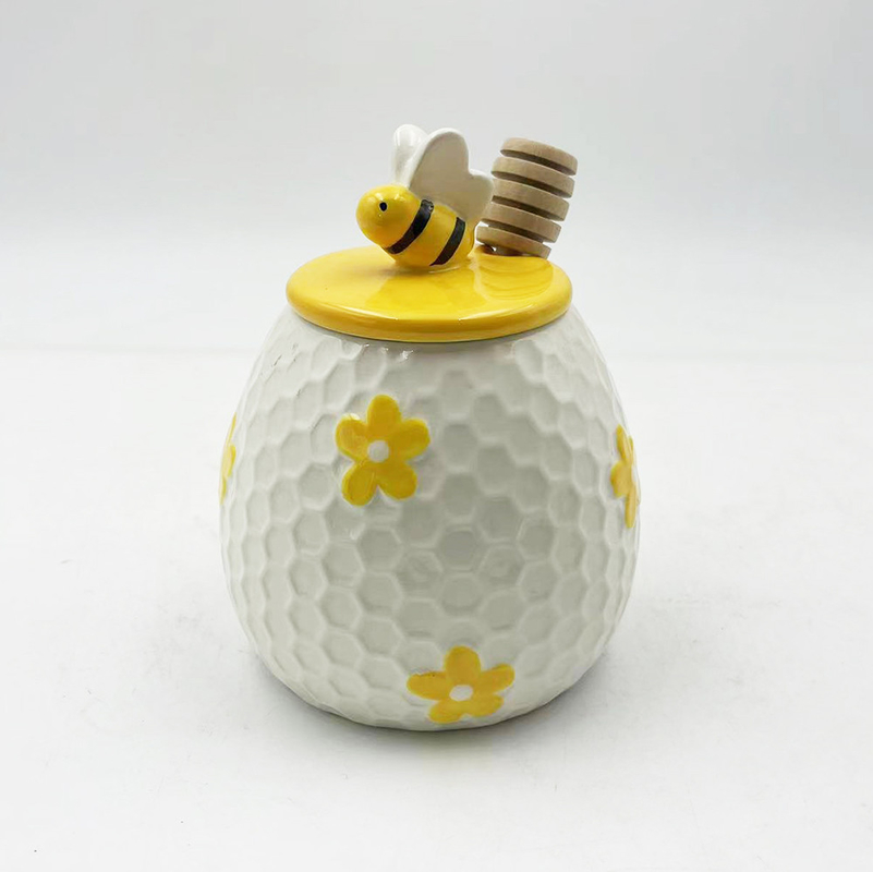 Farmhouse Style Embossed Bee Design Ceramic Honey Jar For Home Kitchen Decor