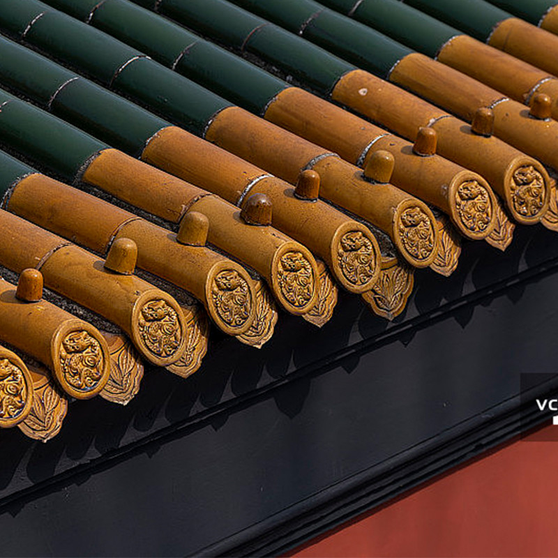 Chinese Glazed Roof Tile High Gloss Green Ceramic Material Finish Ideal For Temples And Shrin