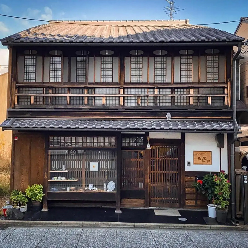 Buy Authentic Kawara Clay Roof Tiles Free Sample Roof Tiles For Japanese Architecture Design & Aesthetic