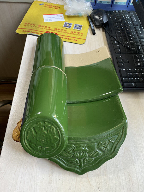 Wooden Frame Chinese-Style Pavilion with Green Glazed Tile Retro Wooden Texture Courtyard Landscape Gazebo for Balcony Natural Decor