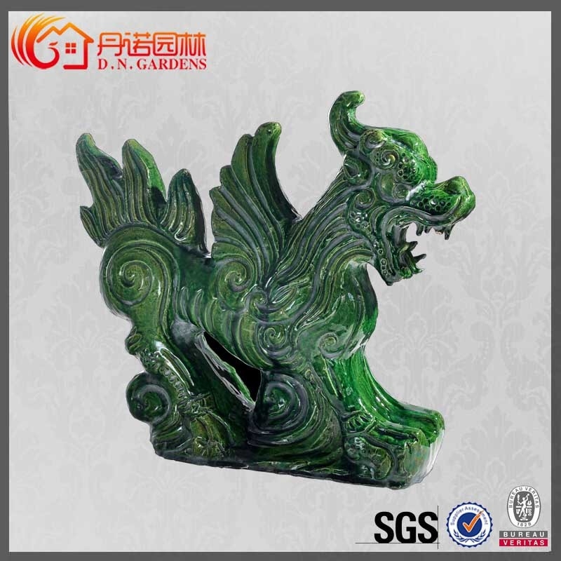 Traditional Glazed Ceramic Asian Figurines Glossy Matt Chinese Roof Decoration